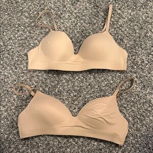 SOMA 36 A nude bras
